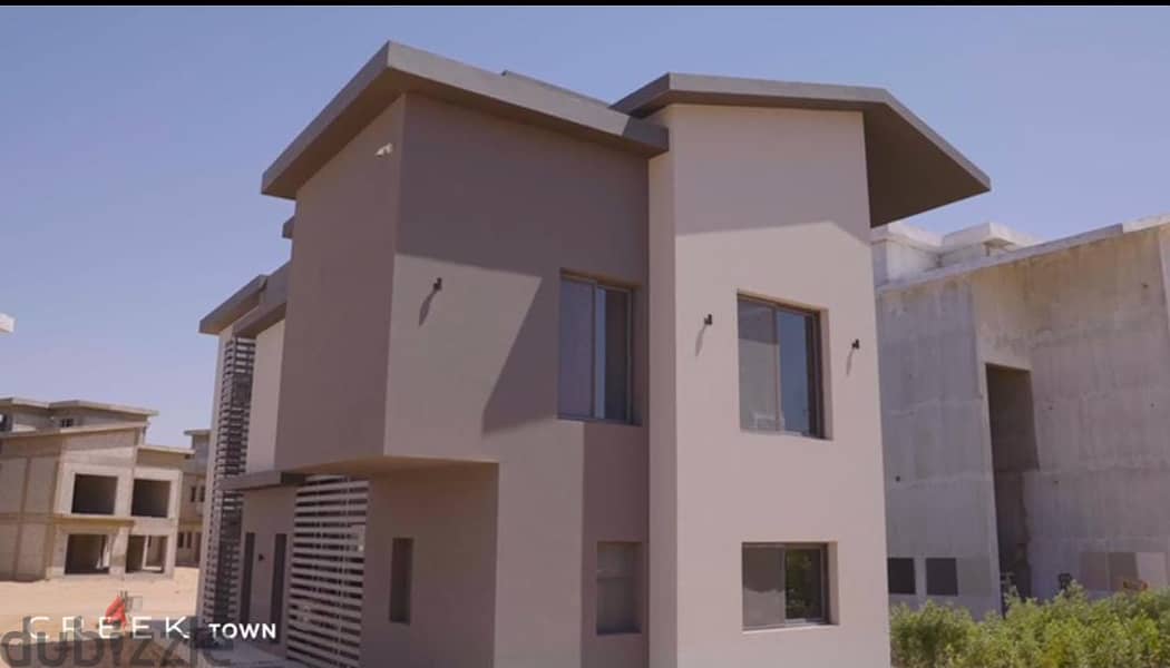 Town House 210 m for Sale in Creek Town For Sale , with installment 1