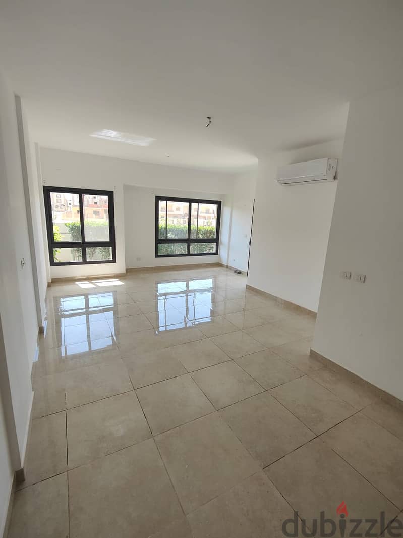 Apartment ground floor with kitchen & ACs for rent in Marasem fifth square compound new Cairo fifth settlement 1