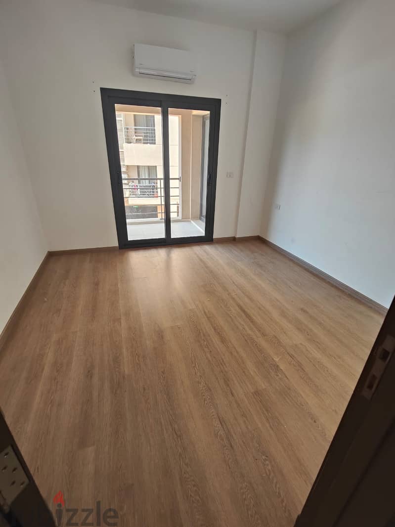 Apartment ground floor with kitchen & ACs for rent in Marasem fifth square compound new Cairo fifth settlement 2