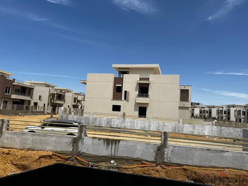 Twin house for sale in Vivens Compound, Shorouk, Arab Contractors, immediate receipt, 390 m 17
