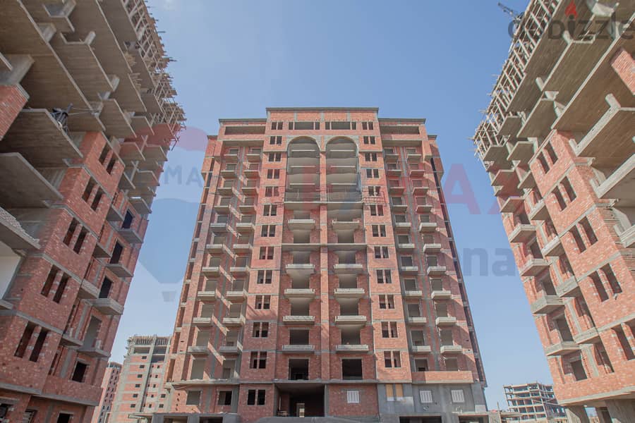 Own your apartment in Sawary Compound with open views of the landscape 0