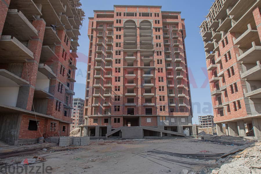 Own your apartment in Sawary Compound with open views of the landscape 12