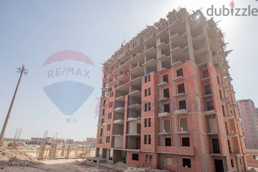 Own your apartment in Sawary Compound with open views of the landscape 17