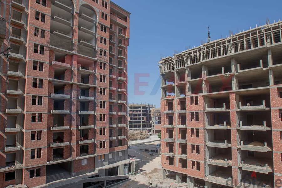 Own your apartment in Sawary Compound with open views of the landscape 23