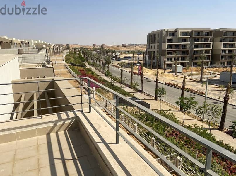 Apartment for sale in Palm Hills New Cairo View Landscape Compound with installments 4
