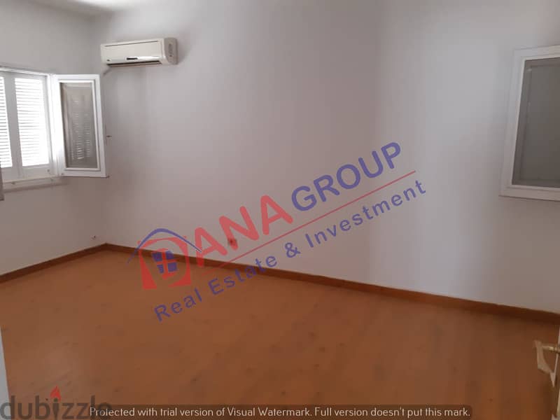 For rent upper duplex 357m in the second phase of Beverly Hills 2