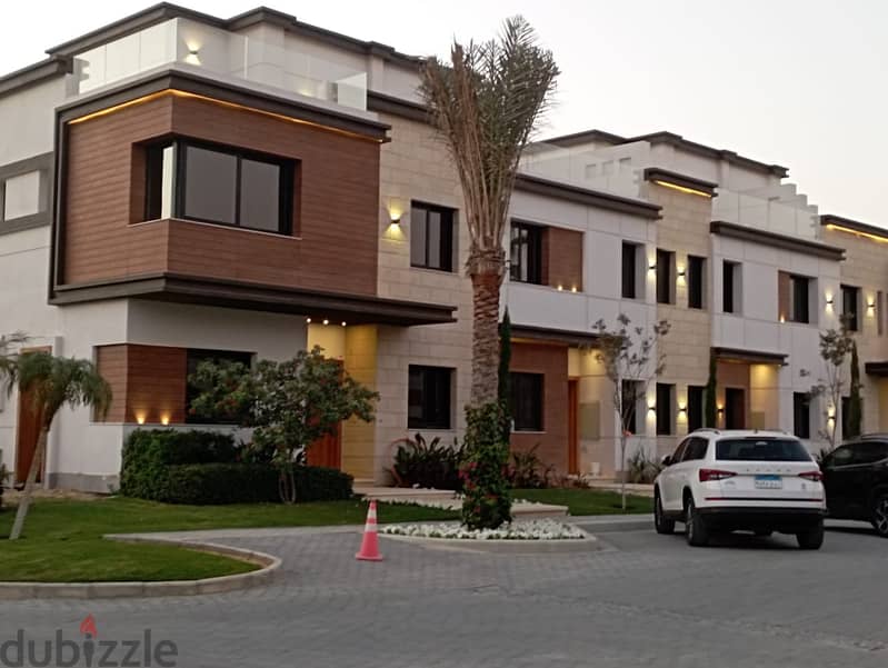 Twin House 264 m very prime location for sale with Installments at Azzar 2 4