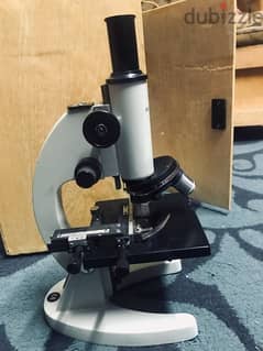 microscope ميكروسكوب الماني للمعامل والطلبه