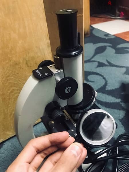 microscope ميكروسكوب الماني للمعامل والطلبه 2