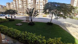 Apartment for rent, 177m ground floor,in B2, next to services 0