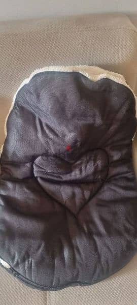 new warmer stroller غطاء دفايه كالجديد للطفل