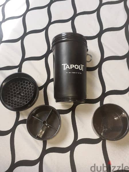 Tap out Shaker 3