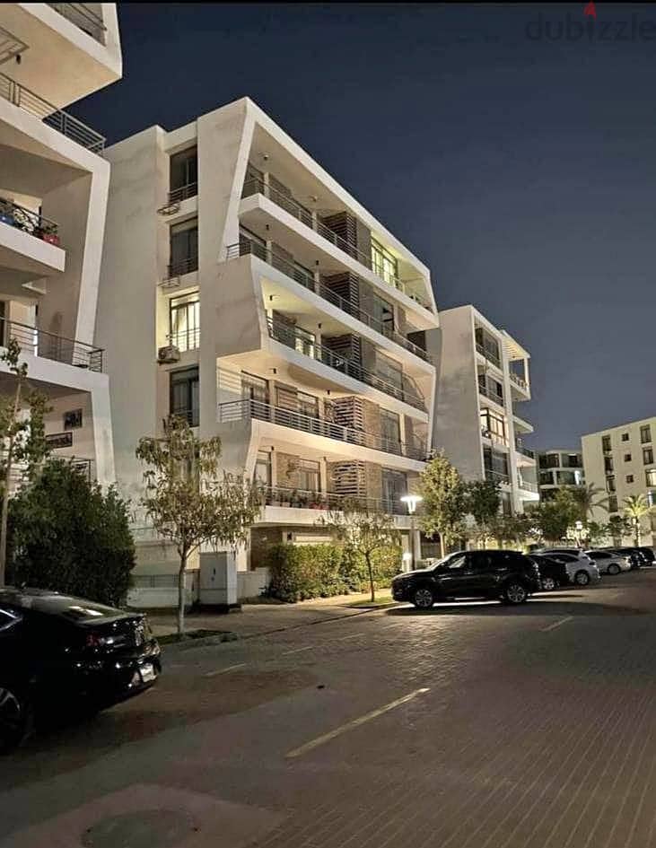 3BR apartment next to kempenski hotel in villas compound / شقة دور متكرر للبيع في تاج سيتي كمبوند راقي على طريق السويس مباشرة 7