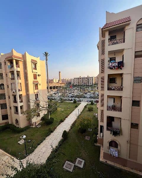 شقة 90م للبيع في الرحاب في المرحله الخامسه بجوار مسجد ابو بكر الصديق 2