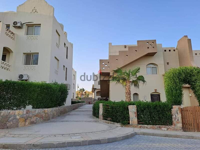 Fully finished chalet with air conditioners in Makadi MAKADI at the old price, for quick sale, with an area of ​​​​3 rooms, next to all servi 20