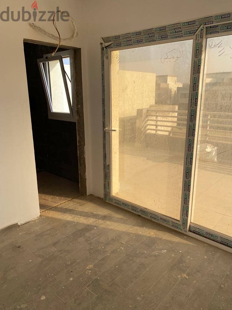 Fully Finished Standalone For Sale In Hyde Park New Cairo 4
