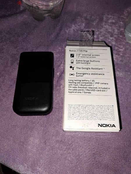 Nokia 2720 Flip 1