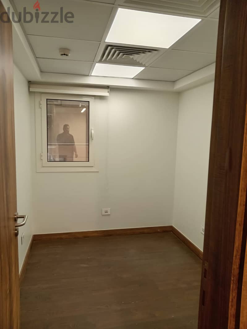 Office for rent 420m fully finished with AC's in Sheraton Cairo 7
