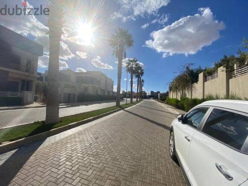 Villa for sale, 244 square meters, at the entrance to Sheikh Zayed, next to the Mall of Arabia, Karma Gates 9