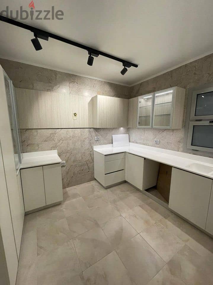 شقة للبيع تشطيب كامل 163م في بـادـية بالم هيلز الشيخ زايد /Apartment for sale, fully finished, 163 sqm, in Badia Palm Hills, Sheikh Zayed 5