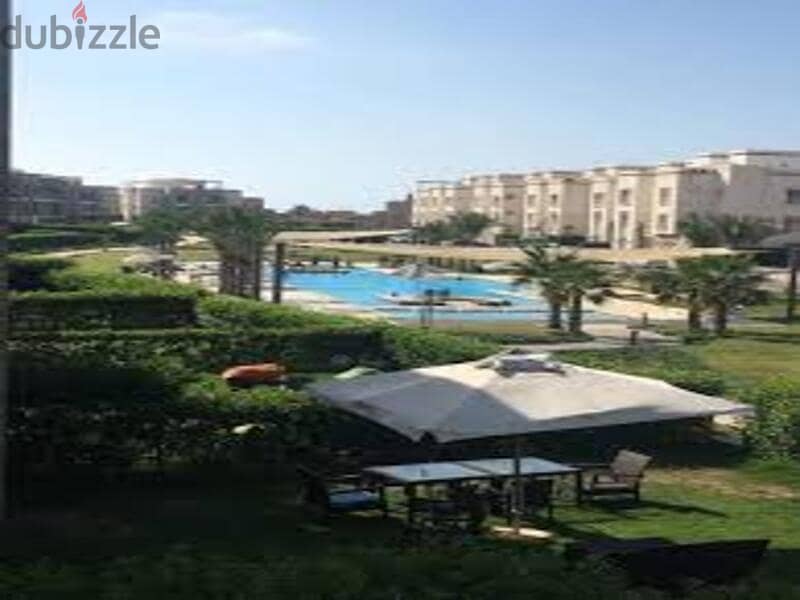 Open sea view chalet with kitchen +ACs very prime location Amwaj 1