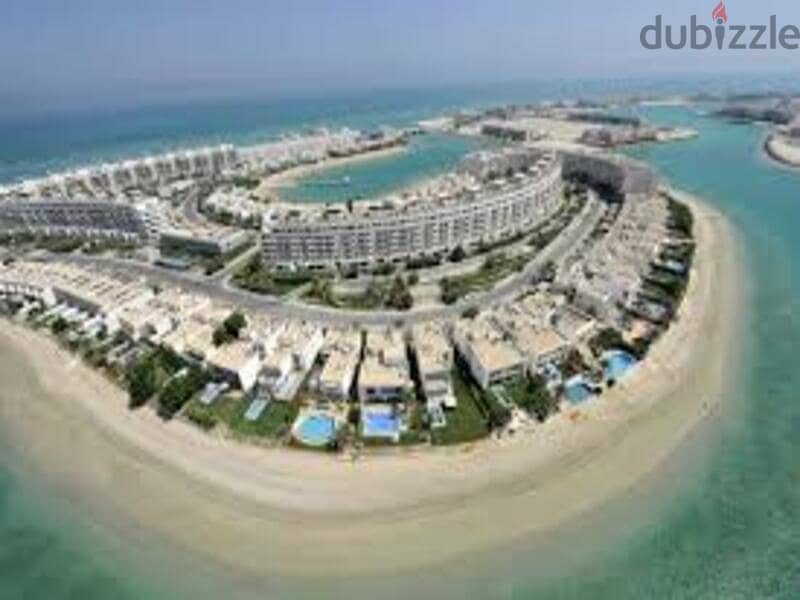 Open sea view chalet with kitchen +ACs very prime location Amwaj 3
