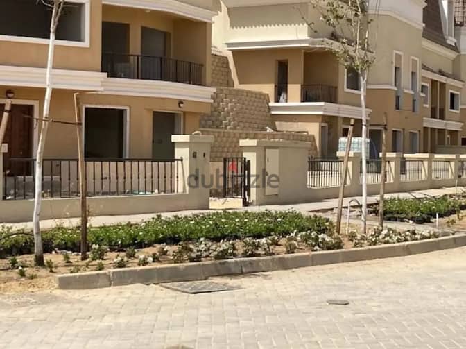 town house 160 m delivered prime location , compound sarai 6