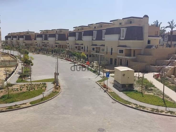 town house 160 m delivered prime location , compound sarai 9