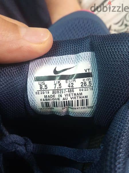 Nike shoes size 42 2