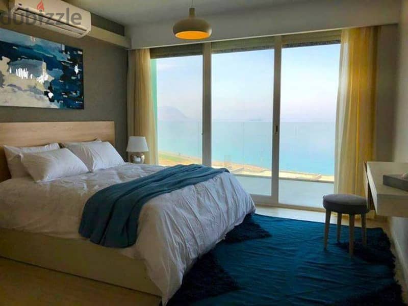 شاليه غرفتين بالساحل للبيع علي البحر مباشر بجاردن   Chalet for sale in Arabella north coast 2 bedrooms with garden sea view 6