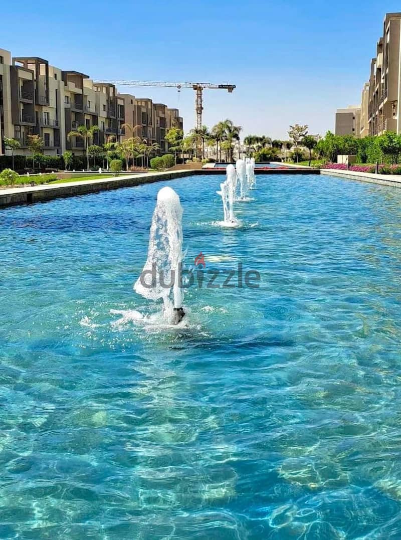 Penthouse For Sale Immediate receipt finished with AC's and Kitchen Fifth Square Marasem Fifth Settlement New Cairo Less Than Developer Price 8