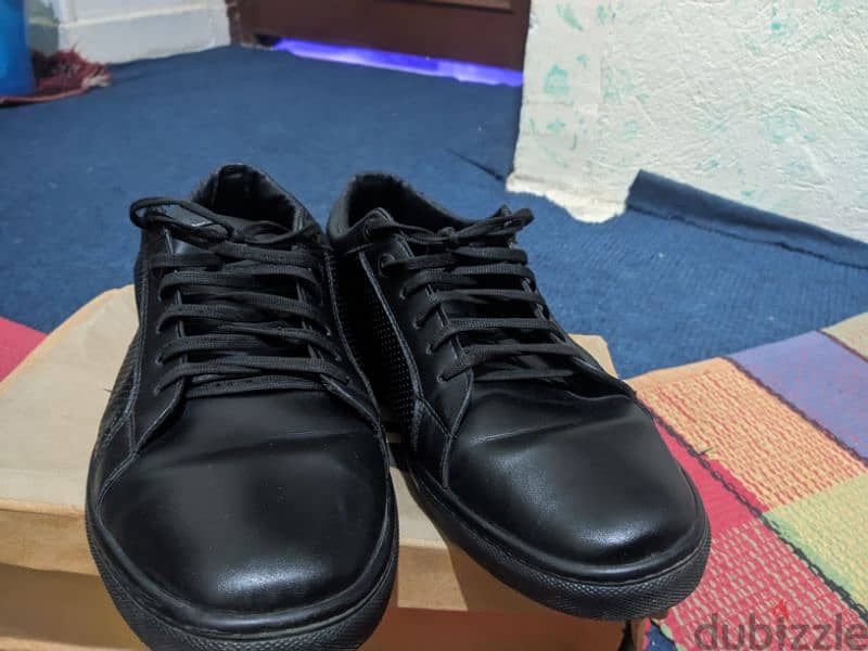 حذاء جلد أسود sneaker 2
