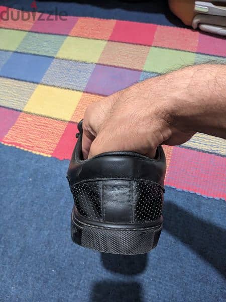 حذاء جلد أسود sneaker 3