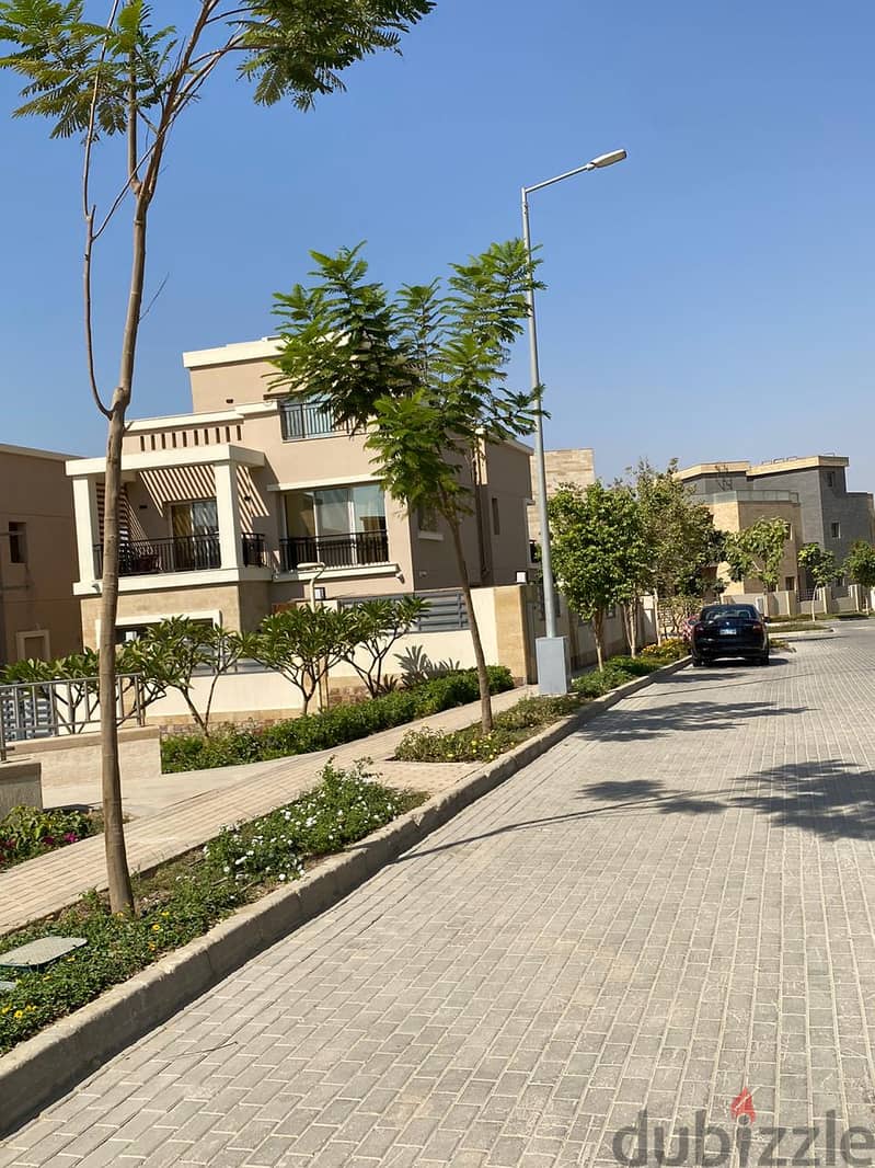 Villa for sale in Taj City Compound, First Settlement  The villa is 165 sqm with a garden of 45 sqm 2