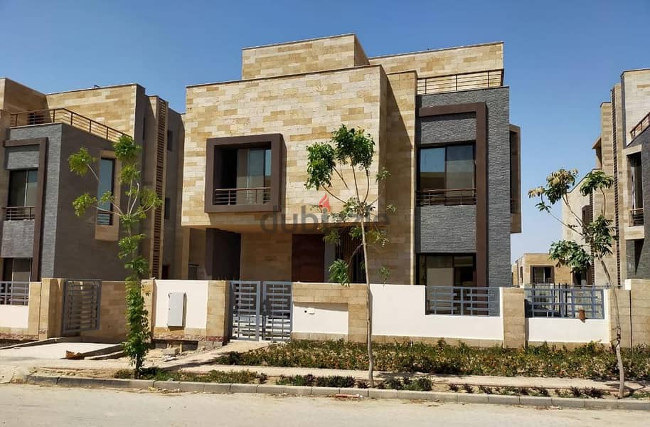 Villa for sale in Taj City Compound, First Settlement  The villa is 165 sqm with a garden of 45 sqm 6