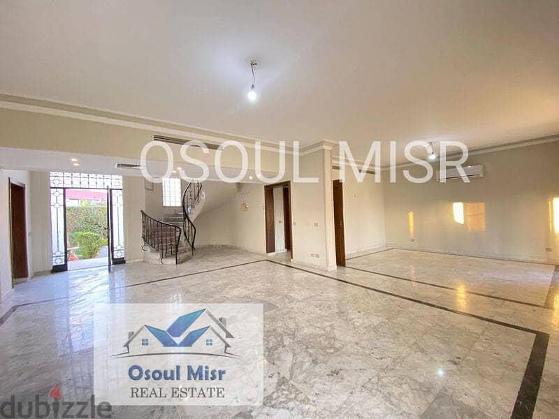 Villa for rent in Al Rabwa on the main golf course, fully finished 11