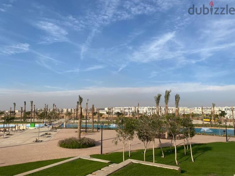 Apartment for sale 3bedrooms garden view in hyde park new cairo golden square 8