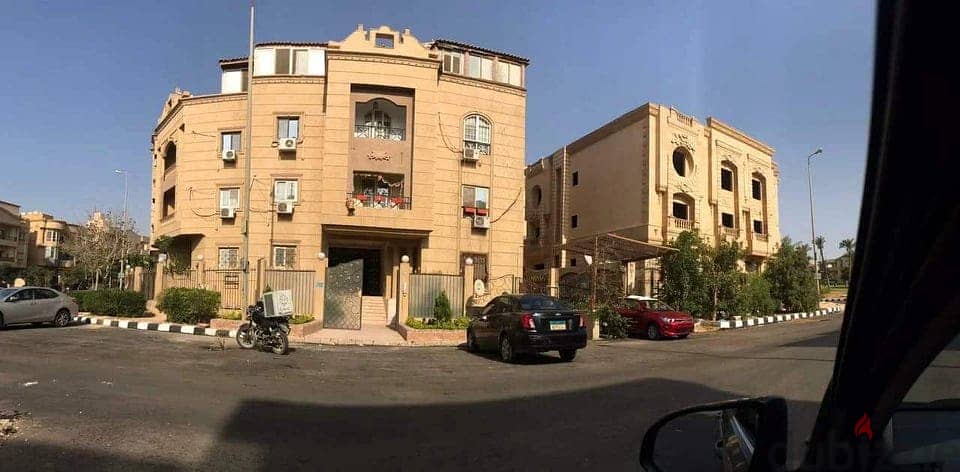 Duplex with basement 420. M with garden 150. M in Al Bnafseg 9 Villas for sale semi finished 1