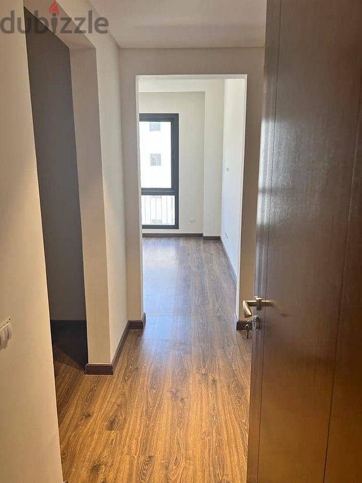Townhouse 246 sqm for sale, immediate receipt, 3 rooms, fully finished, prime location in Fifth Settlement, New Cairo, Marasem Compound, Fifth Square 2