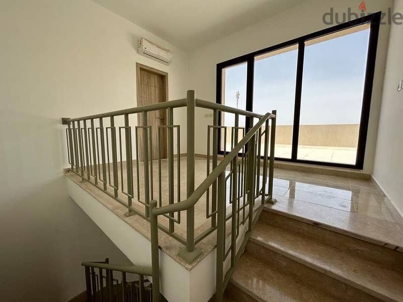 Townhouse 246 sqm for sale, immediate receipt, 3 rooms, fully finished, prime location in Fifth Settlement, New Cairo, Marasem Compound, Fifth Square 10