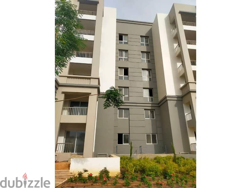 Apartment 191m 3 bedrooms for sale with the lowest price with installments in Hyde Park in the Fifth Settlement 5