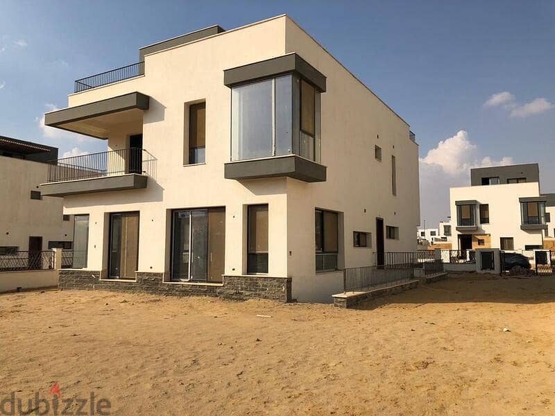 Standalone Villa 532 m with Prime location Ready to Move For Sale Cash at Villette 1