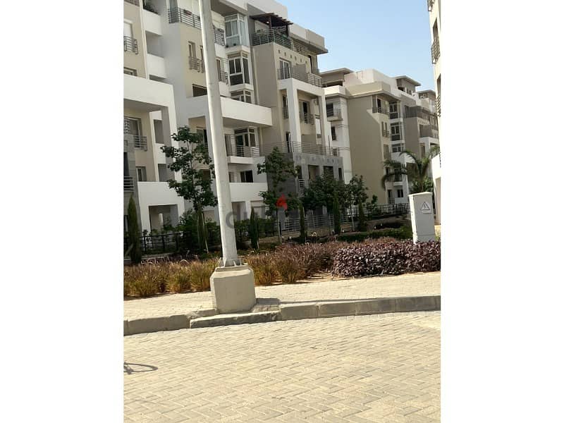 With installments, an apartment 191m for sale at the lowest price in the most special phase in Hyde Park Compound in the Fifth settlments 3