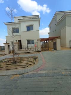 STANDALONE FOR SALE IN UPTOWN CAIRO FRIST ROW GOLF DIRCT 0