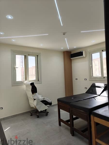 عيادة او مكتب للبيع بالعبور clinic for sale in Obour city 2