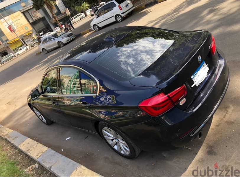 BMW F3O 318i (Luxury) 2