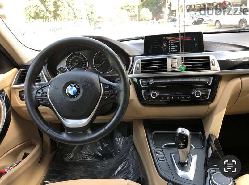 BMW F3O 318i (Luxury) 5