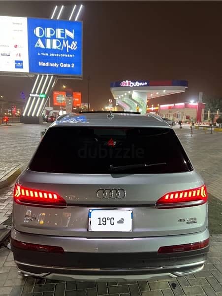 Audi q7 2021 45 TFSI 4