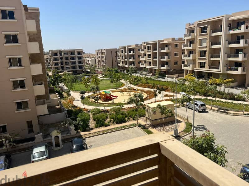 For sale, a 137 sqm apartment with a 100 sqm garden, with a fantastic view on the landscape, in Taj City, New Cairo. 2