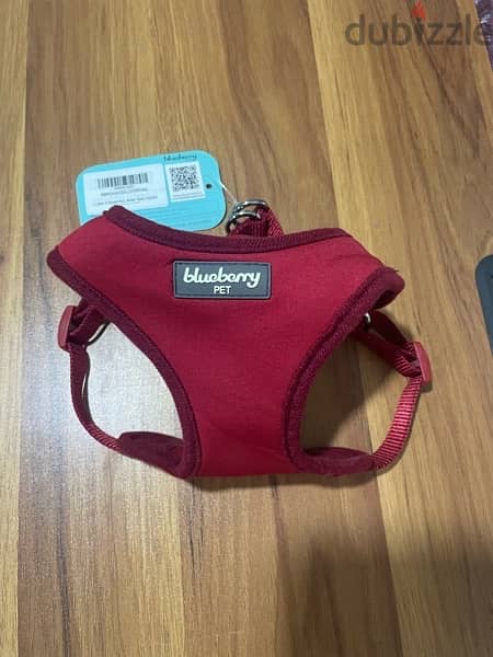 Brand new dog harness from canada  size (S) never been used 2